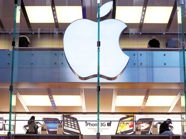 COVID-19 închide magazinele Apple din Madrid. Spania a anunţat 3.600 de cazuri noi confirmate, o treime fiind depistate în capitală