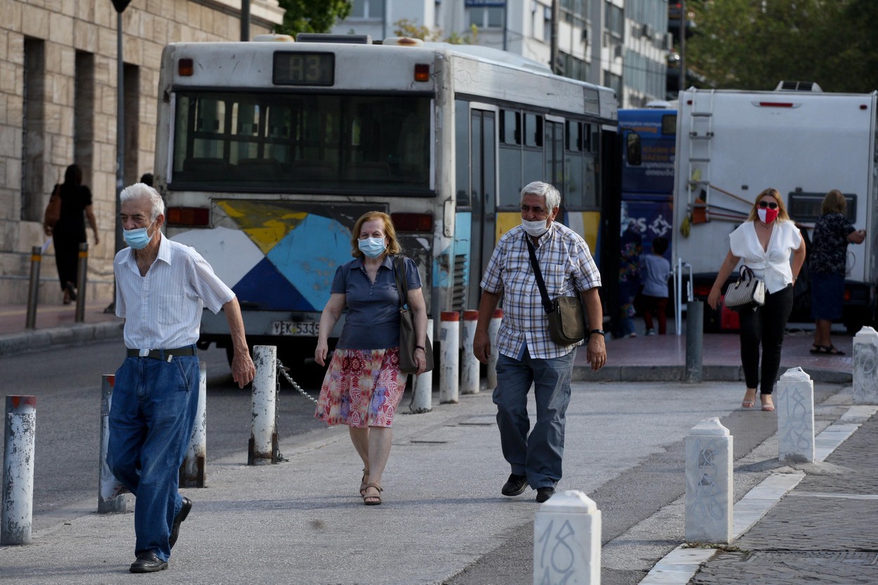 Grecia reimpune restricţii, după o creştere semnificativă a cazurilor de Covid