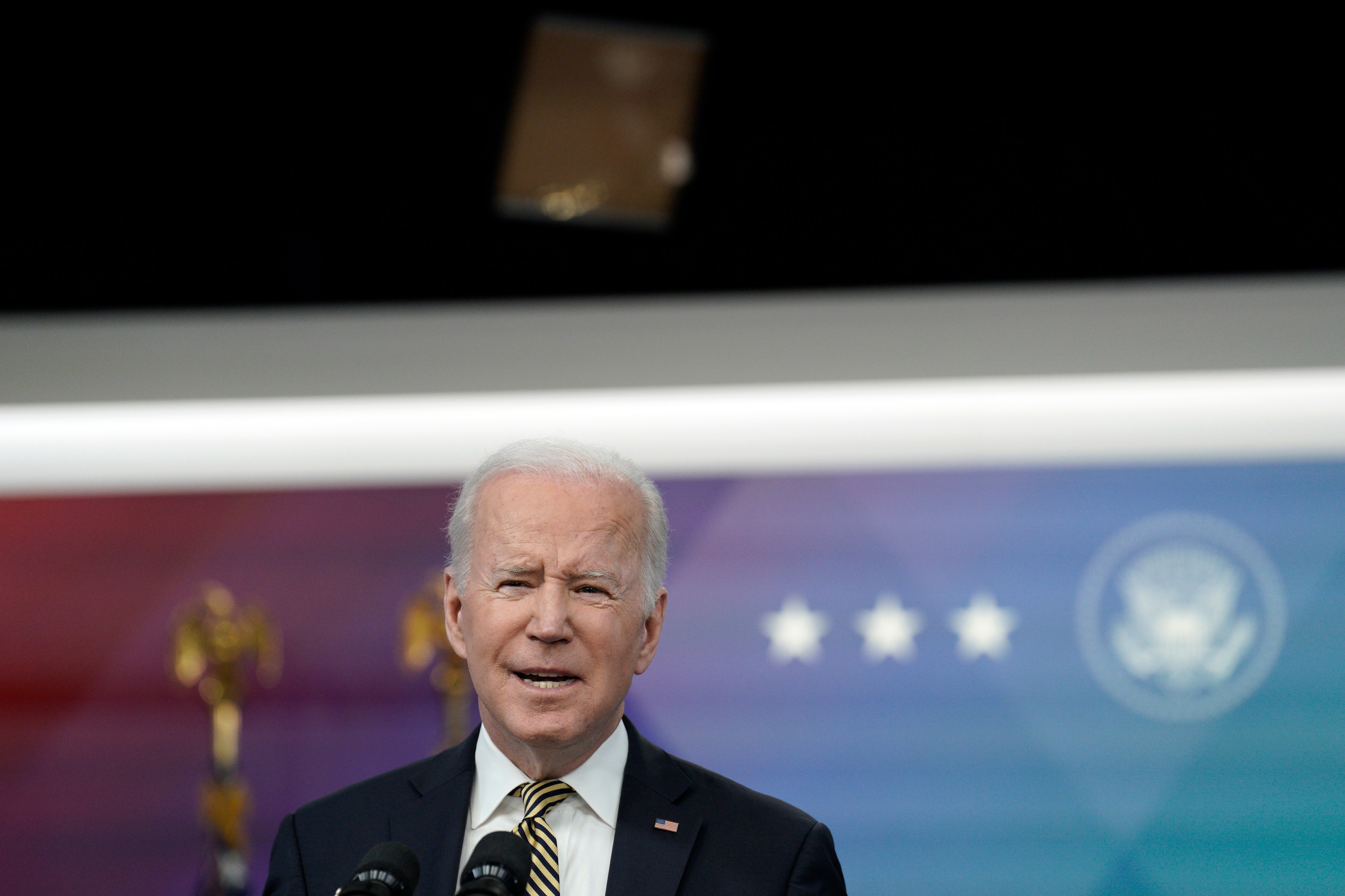 Preşedintele american Joe Biden condamnă atacurile armatei ruse şi anunţă asistenţă suplimentară pentru Ucraina