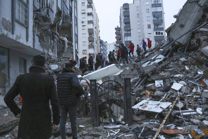 Bilanţul cutremurului depăşeşte 28.000 de morţi în Turcia şi Siria