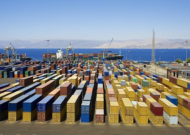 FT: China îndeamnă naţiunile în dezvoltare să se opună unei taxe "nerealiste" în transportul maritim