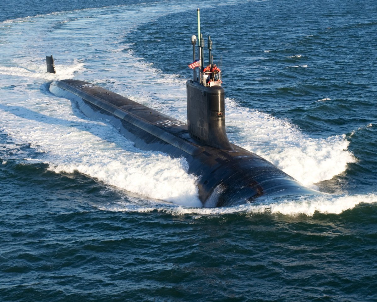Şapte submarine NATO participă la un exerciţiu complex