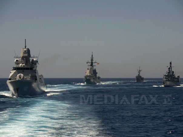 Două nave au fost atacate în apropiere de Yemen. O rachetă a căzut chiar lângă un vapor