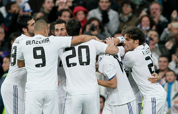 Tricouri mai scumpe cu cinci euro după ce Real Madrid a câştigat CM al cluburilor