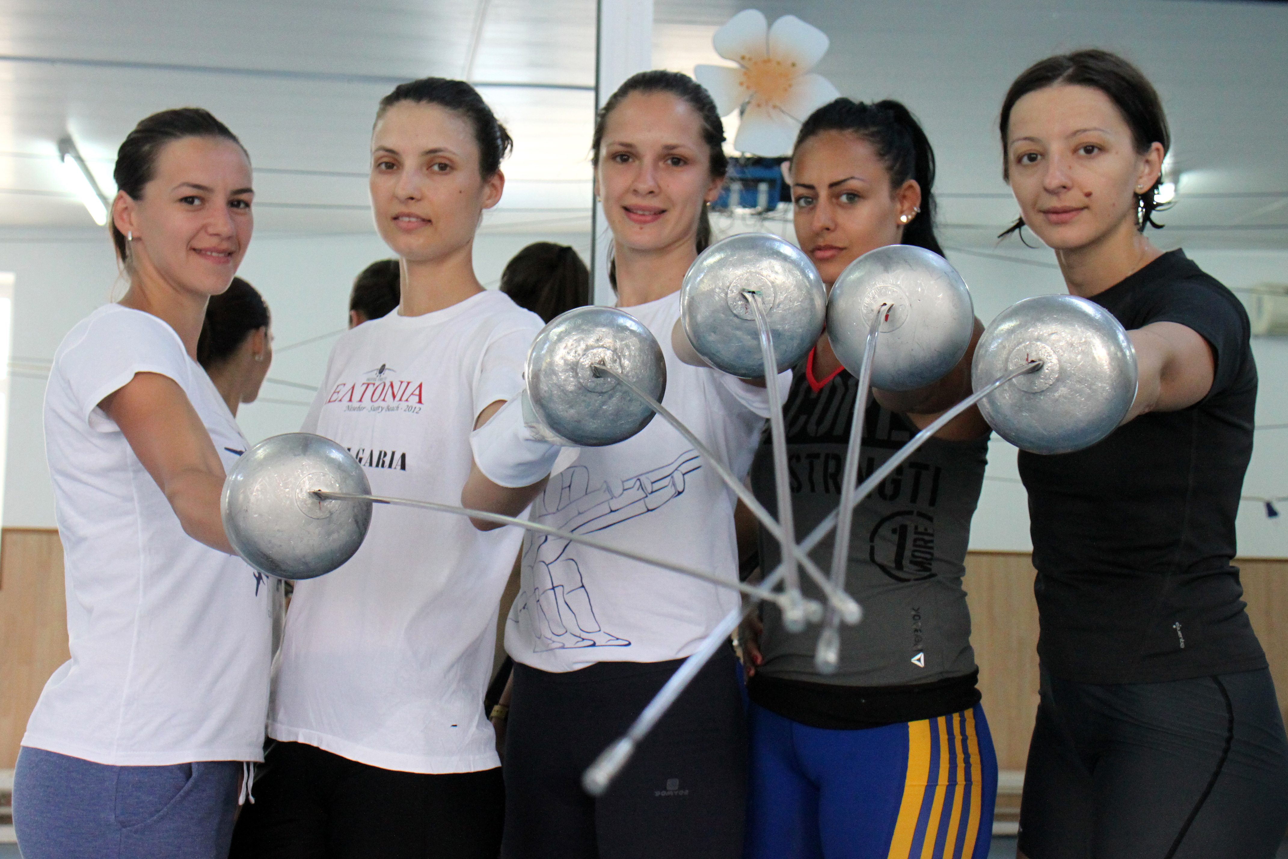 Echipa feminină de spadă a României, medalie de aur la CE de scrimă 