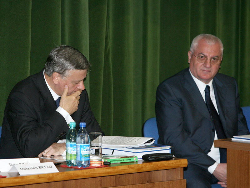 Mircea Sandu, fost preşedinte FRF: Instanţa ne va da achitare mie şi lui Dumitru Dragomir