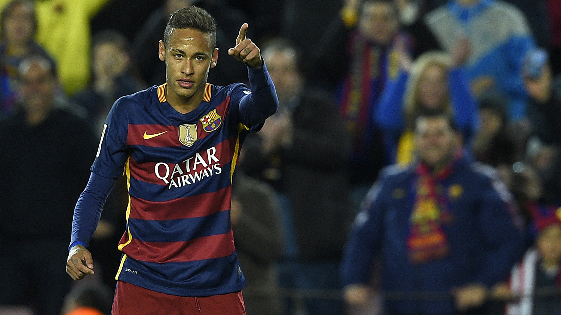 Starul echipei Paris Saint-Germain, Neymar, a fost amendat de justiţia braziliană cu un milion de euro pentru evaziune fiscală