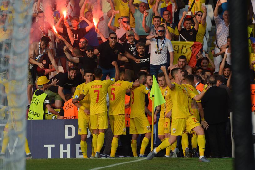 Final de meci nebun la Campionatul European de Tineret: România bate Anglia, cu două goluri decisive în ultimele 5 minute. Un singur jucător englez valorează cât toată echipa României