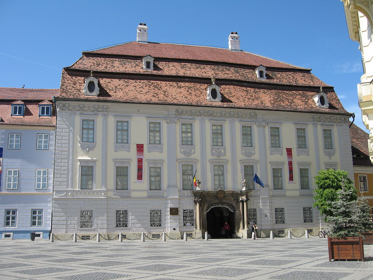 Palatul Brukenthal, la un pas de închidere din cauza deteriorării, susţin reprezentanţii instituţiei