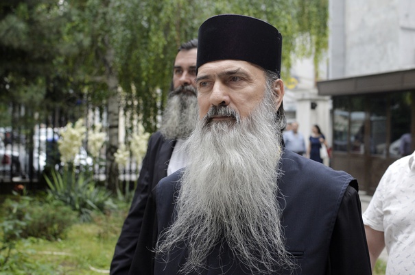 Şi DNA se duce la Biserică: Arhiepiscopul Tomisului, Teodosie Petrescu, cercetat într-un nou dosar
