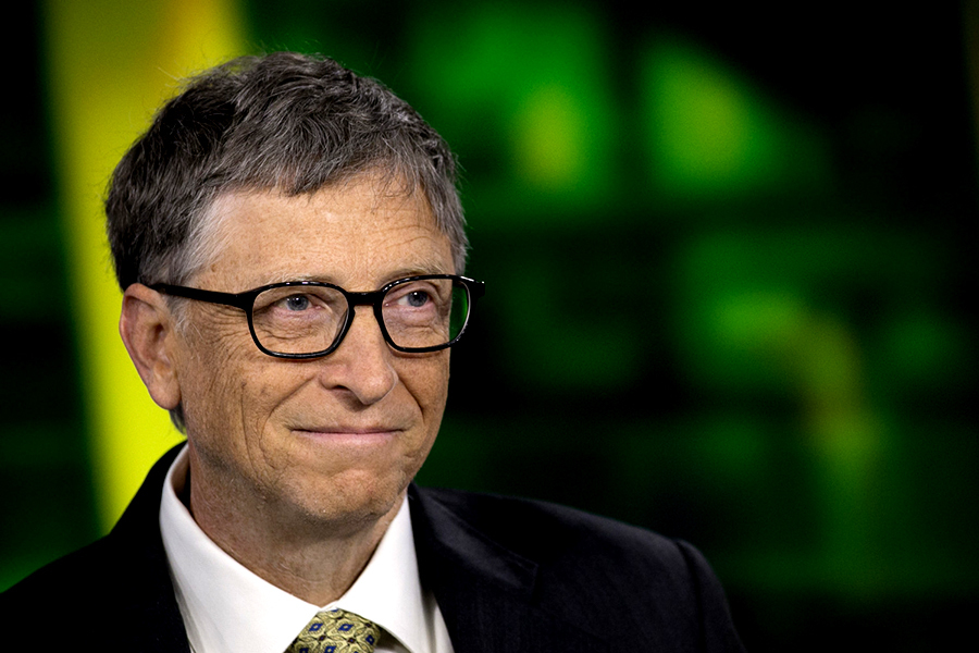 Bill Gates a fost Secret Santa într-un grup Reddit. El a trimis un pachet de peste 36 de kilograme. Ce cadouri a făcut