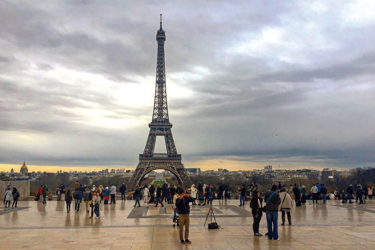 De la Turnul Eiffel la Moulin Rouge, cele mai celebre obiective turistice pariziene sunt închise 