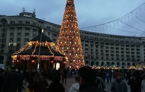Târgul de Crăciun din Capitală se deschide vineri. Restricţii de circulaţie în centrul oraşului