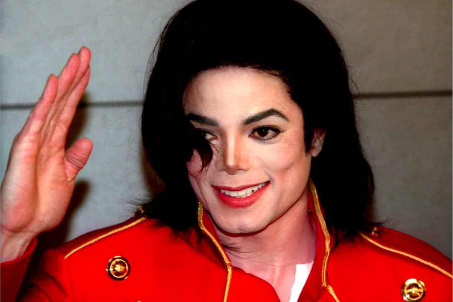 Mai multe radiouri din toată lumea interzic muzica lui Michael Jackson, după acuzaţiile de abuz sexual