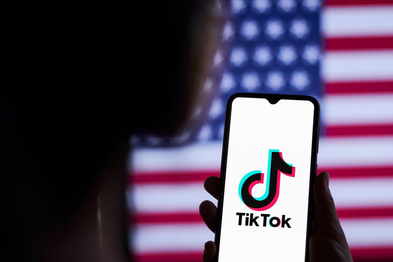 TikTok creşte n clasamentul celor mai populare reţele sociale din lume