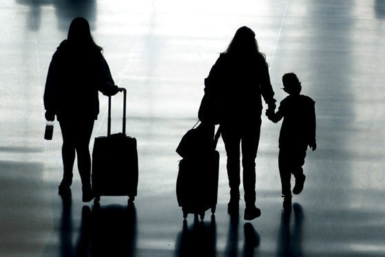 Tot mai mulţi părinţi pleacă în călătorii cu câte un singur copil
