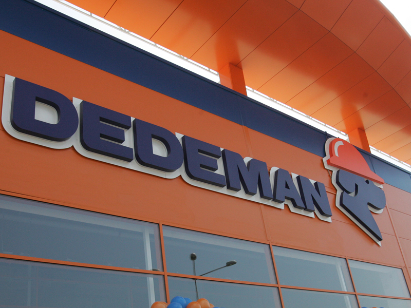 Dedeman a investit 13 milioane euro în relocarea magazinului din Suceava