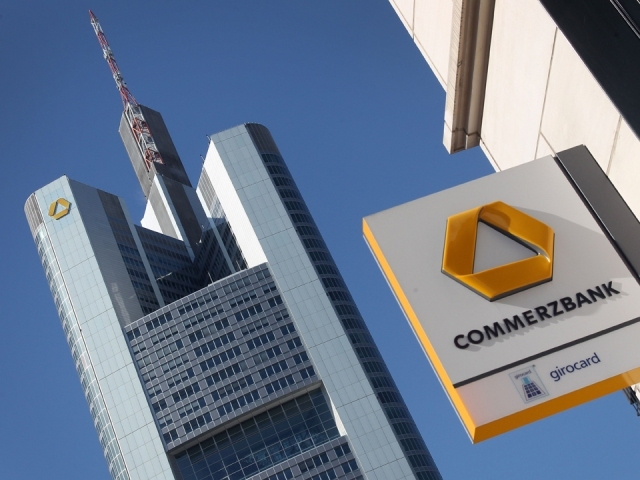 Commerzbank face curăţenie şi iese din ProCredit România