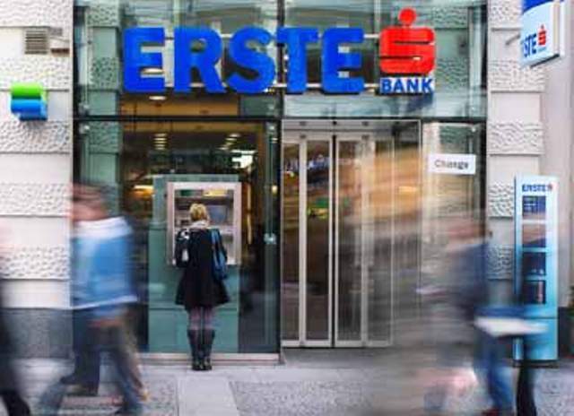 Pierderea Erste pe bursa din Viena a trecut de 2 mld. euro, acţiunile alunecă mai departe