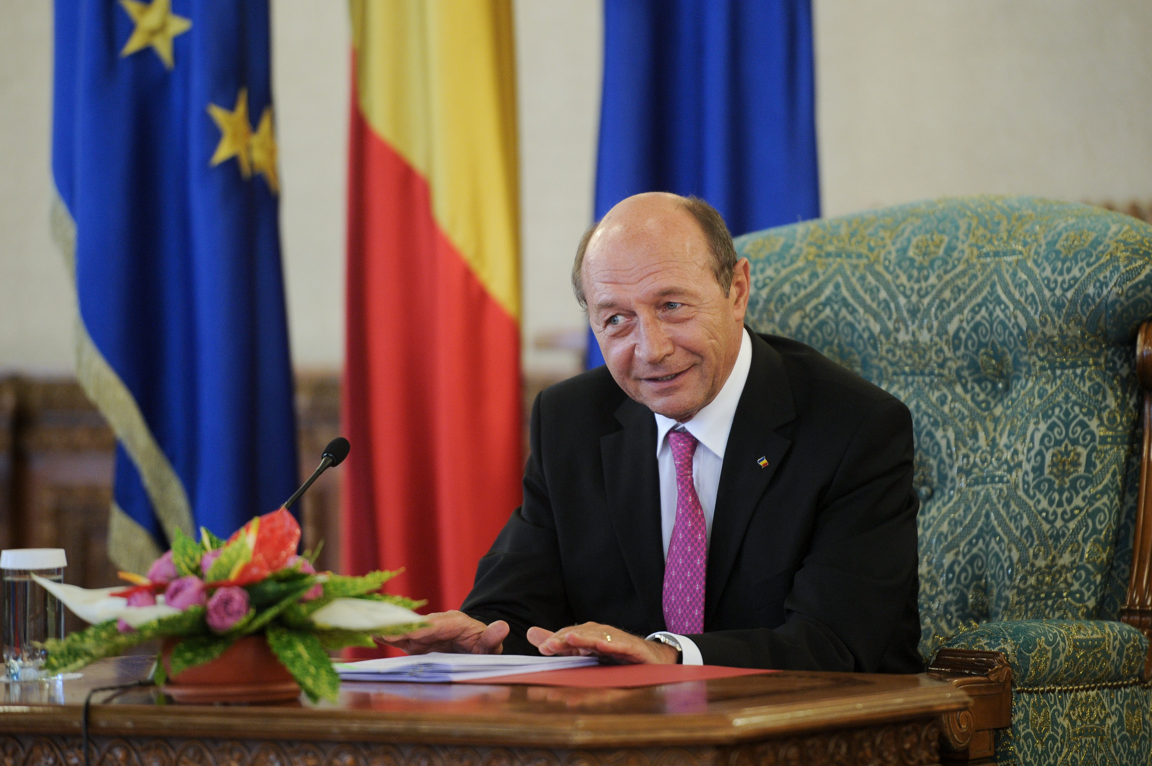 Băsescu: Dacă aş fi prim-ministru, aş adopta reducerea CAS acum