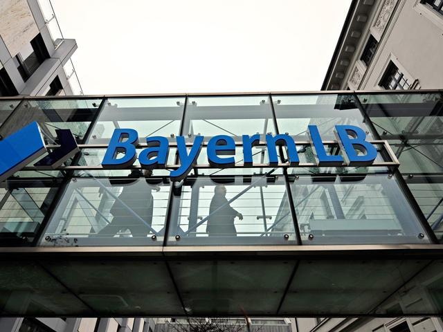 Banca germană BayernLB îşi vinde subsidiara maghiară statului ungar pentru 55 milioane de euro