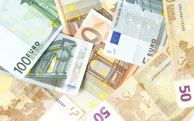 Update: România a ieşit pe pieţele internaţionale cu eurobonduri la zece ani