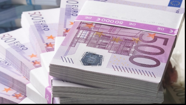 Premieră: Banca Naţională a pus 280 mil. euro din rezerva valutară la bănci comerciale din străinătate