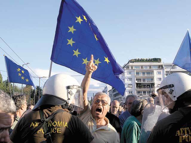 Saxo Bank: Eşecul unei înţelegeri cu Grecia ar putea duce la explozia riscului de creditare în România