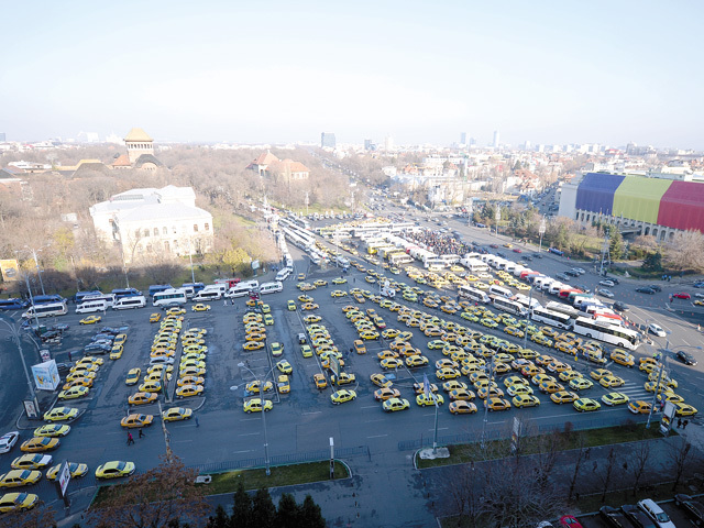 2015 a fost cel mai zbuciumat an al industriei de...