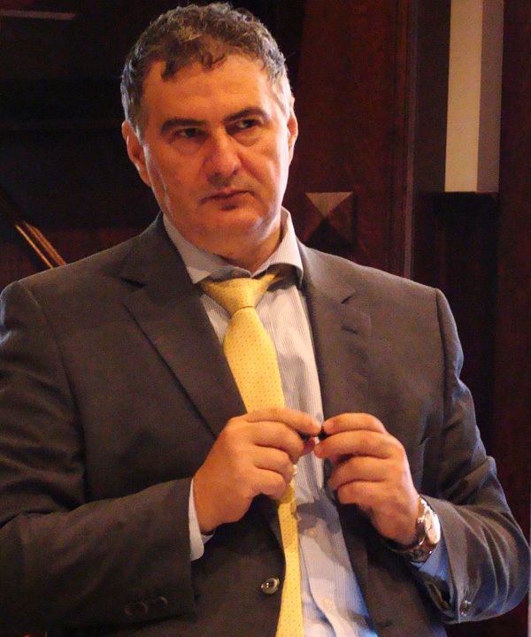 Opinie Cristian Bichi, consilier guvernator BNR: Taxa bancară pe active în Ungaria şi Polonia