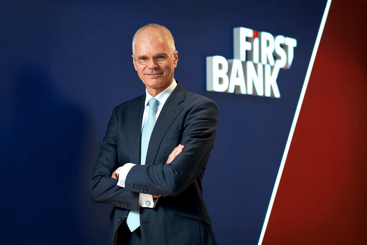 Henk Paardekooper, CEO First Bank: „Mandatul meu este să conduc banca printr-un proces de transformare. Vom folosi tehnologia, fără a pierde interacţiunea umană”
