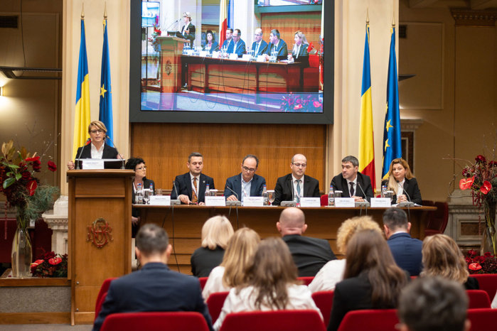 Sectorul financiar nebancar poate fi parte a soluţiei, alături de sectorul bancar pentru creşterea economică. Legislaţia nouă vine cu provocări şi riscul de a inhiba inovarea şi creşterea economică, dar alinierea la standardele OECD nu poate decât să asig