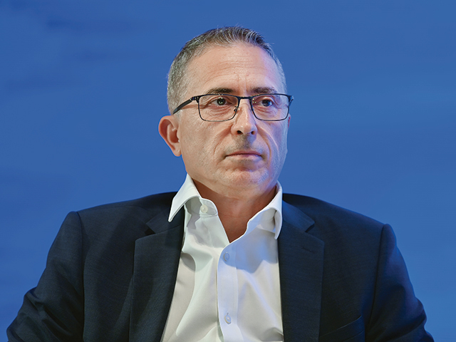 Schimbări la BNR. După ce a condus direcţia de resurse umane, Mugur Tolici devine director al Direcţiei emisiune, tezaur şi casiere a băncii centrale