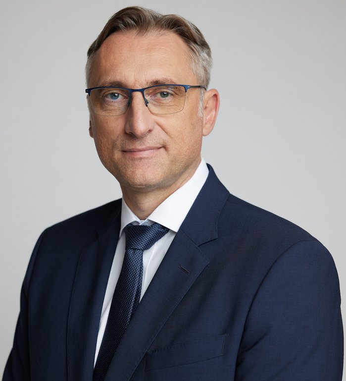 Groupama a înregistrat în 2025 prime nete subscrise de peste 4,9 miliarde lei, în creştere cu 12%. Valoarea totală a daunelor achitate de companie a depăşit 2,3 miliarde lei
