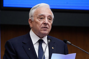 Cum justifică boardul BNR, condus de guvernatorul Mugur Isărescu, decizia de a menţine şi în octombrie 2026 dobânda-cheie la 6,5%