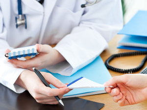 Cum mai merge piaţa asigurărilor de sănătate. Asigurările de sănătate au crescut în S1/2026 cu  un ritm anual de 11%, depăşind 700 mil. lei. Groupama rămâne liderul acestei pieţe, urmată de Signal Iduna şi NN Asigurări de Viaţă