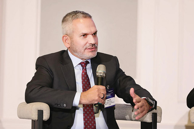 Omer Tetik, CEO Banca Transilvania: Doar în ultimii 12 ani am făcut 23 de achiziţii şi integrări. Pentru că, într-adevăr, ând ai creştere, nu poţi să o faci doar aducând oameni foarte competenţi împreună şi fiecare să se arunce în direcţii diferite. A tre