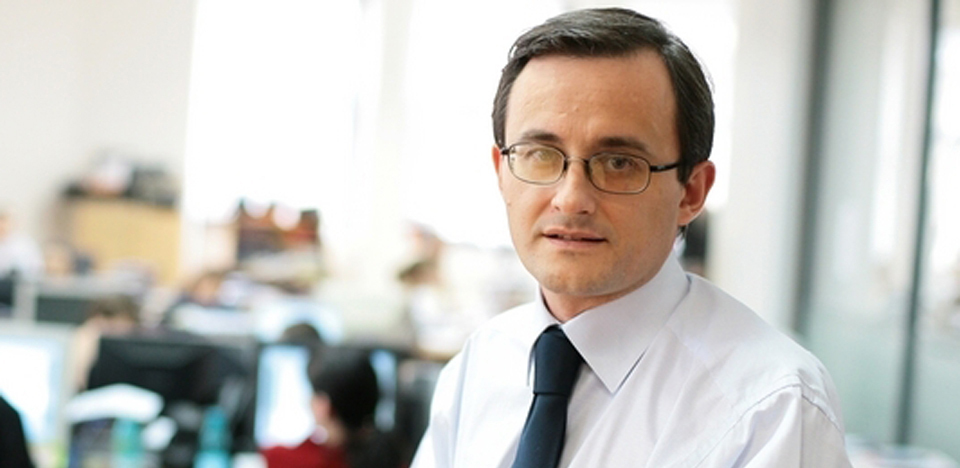 De ce i-a fost frică lui Isărescu, n-a scăpat: BNR a început să finanţeze atât creditele cu buletinul, cât şi fuga banilor băncilor străine