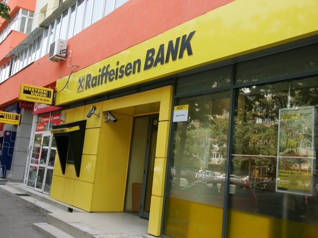 Raiffeisen Bank a intrat ca intermediar la bursa de la Bucureşti în locul Raiffei­sen Capital & Investment
