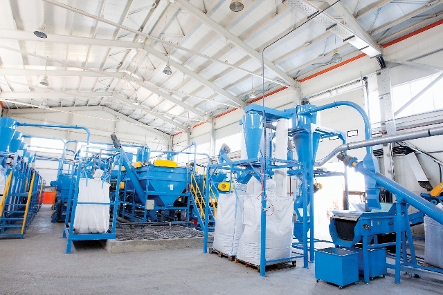 Romcarbon investeşte 6,5 mil. euro în producţia de...