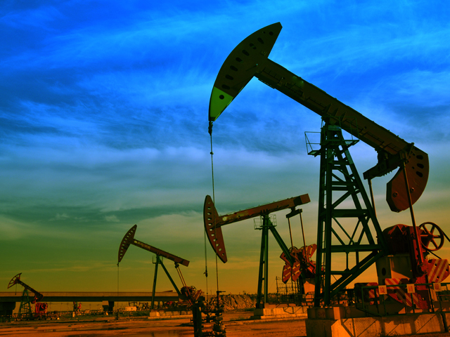 Preşedintele OPEC:  Fundamentele pieţei nu justifică scăderea dramatică a preţului petrolului