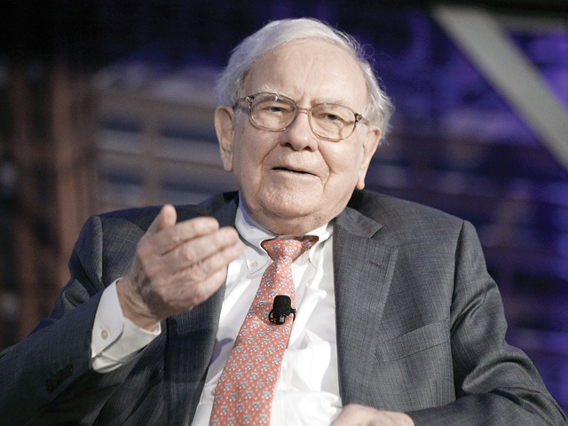 Buffet a trebuit să le explice acţionarilor de ce acţiunile Bershire Hathaway au scăzut cu 12% anul trecut