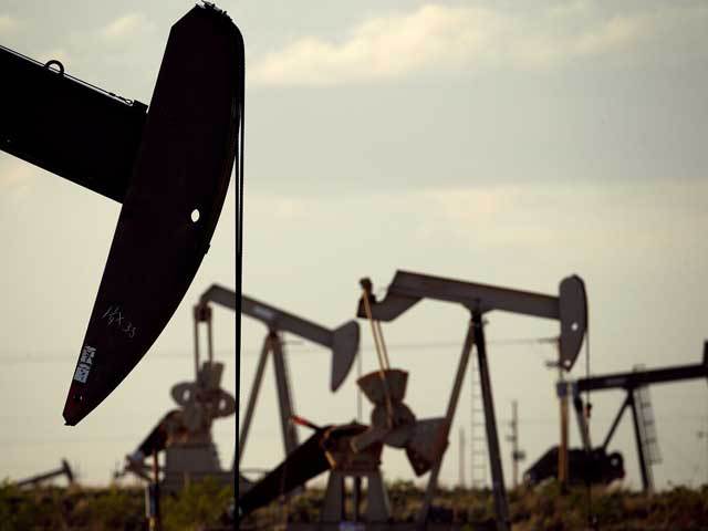 Preţul petrolului BRENT a crescut cu 20% în ultimele trei luni, dar acţiunile SNP sunt în scădere