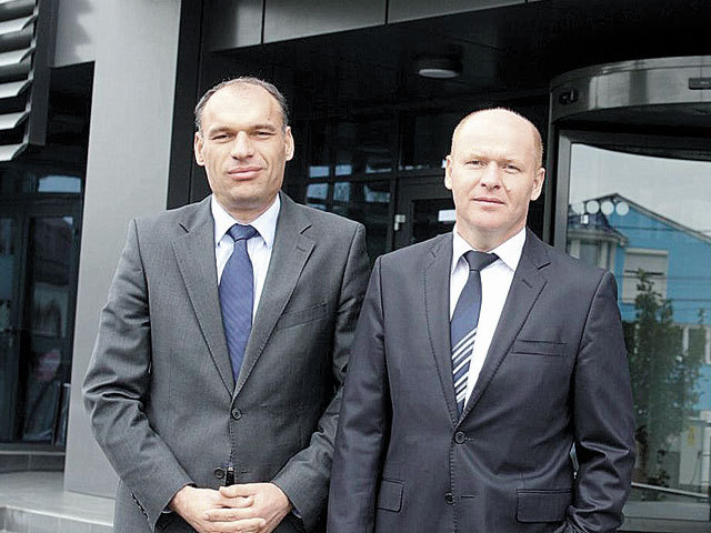 Dedeman cumpără 13 milioane de acţiuni Cemacon Zalău...