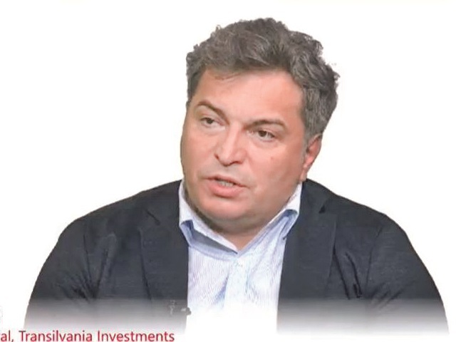 ZF Live. Radu Roşca, preşedinte executiv & director general, Transilvania Investments. Ce va face cu cele 28 de hoteluri de pe litoral, multe dintre ele degradate? „Facem o analiză până la sfârşitul anului şi decidem“