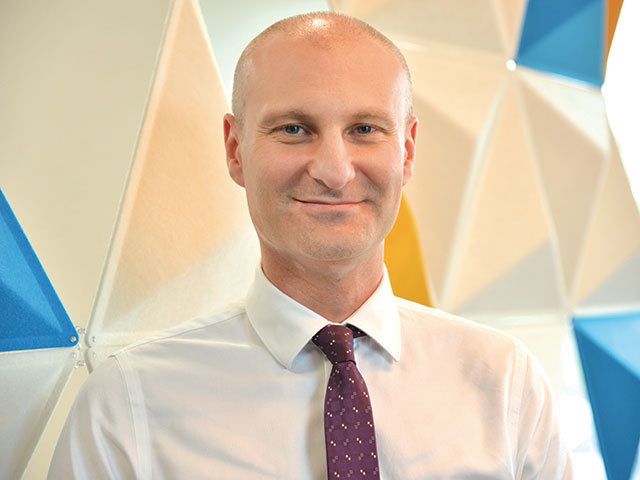 ZF Deschiderea de astăzi la Bursă. Ce semnale transmite evaluarea record a Hidroelectrica, prima companie care a atins 14 miliarde de euro? Răspunde Bogdan Ceuca, Transilvania Investments Alliance