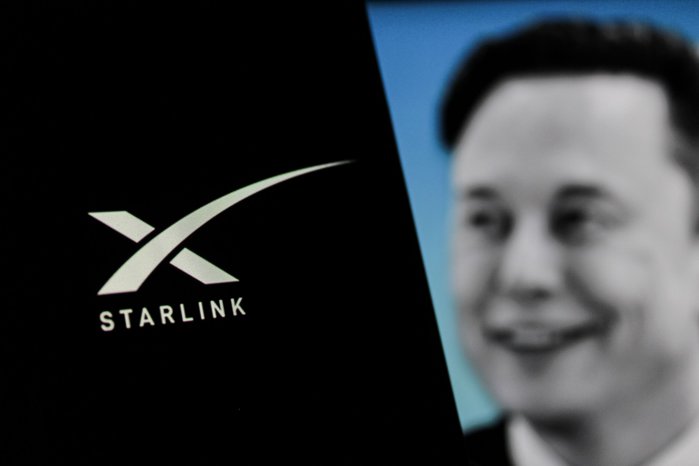 Acţiunile SpaceX au crescut cu 40% în trei zile şi i-au adus celui mai bogat om al lumii încă 400 de miliarde de dolari. La IPO, o acţiune valora 135 de dolari, însă nu toată lumea avea acces la ofertă, iar acum se tranzacţionează la peste 214 dolari