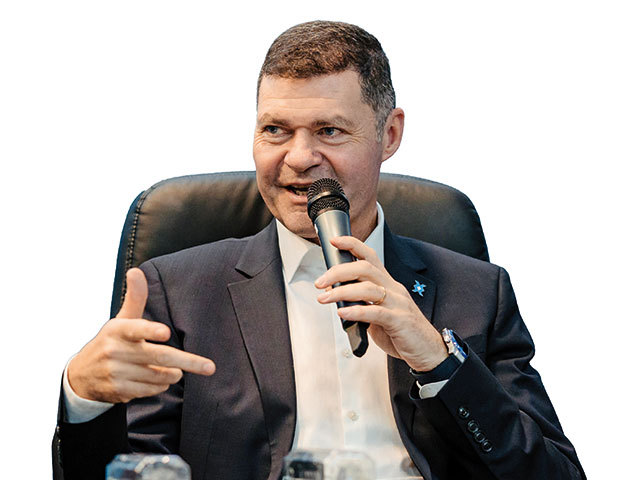 ZF Deschiderea de astăzi la Bursă. Radu Hanga,...