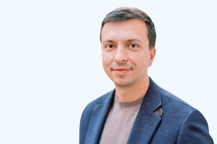 analist financiar Felix Docuz discutând despre piața de capital analist financiar Felix Docuz discutând despre piața de capital