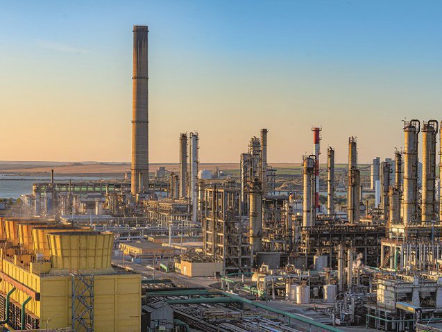 Bursă. Acţiunile Rompetrol Rafinare aproape s-au dublat într-o lună şi au crescut de peste cinci ori în 2026. Capitalizarea depăşeşte acum 10 mld. lei